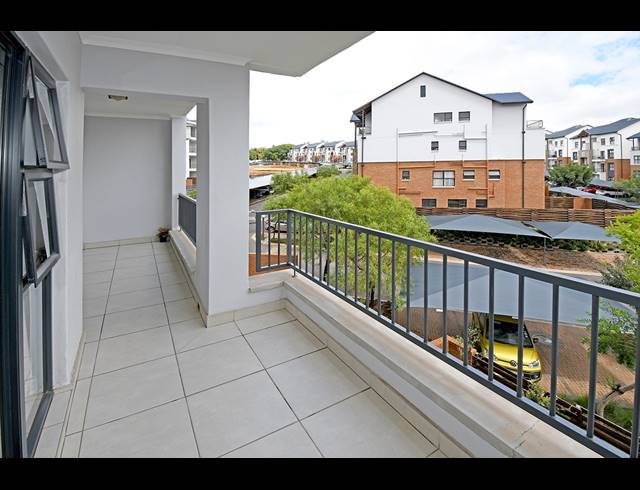 1 BEDROOM APARTMENT FOR SALE IN MODDERFONTEIN